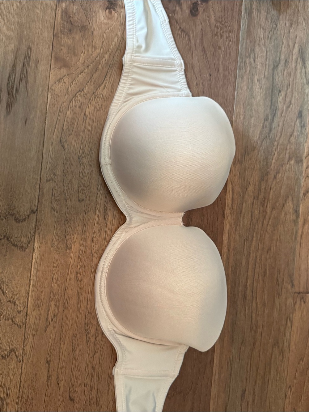 Fruit of the Loom Cream Padded Bra - Smooth Molded Cups Strapless